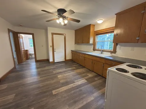 573 Spruce Street Manchester NH 03103