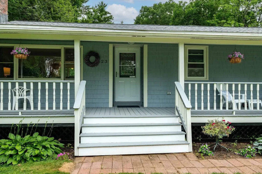 23 Island Pond Road Atkinson NH 03811
