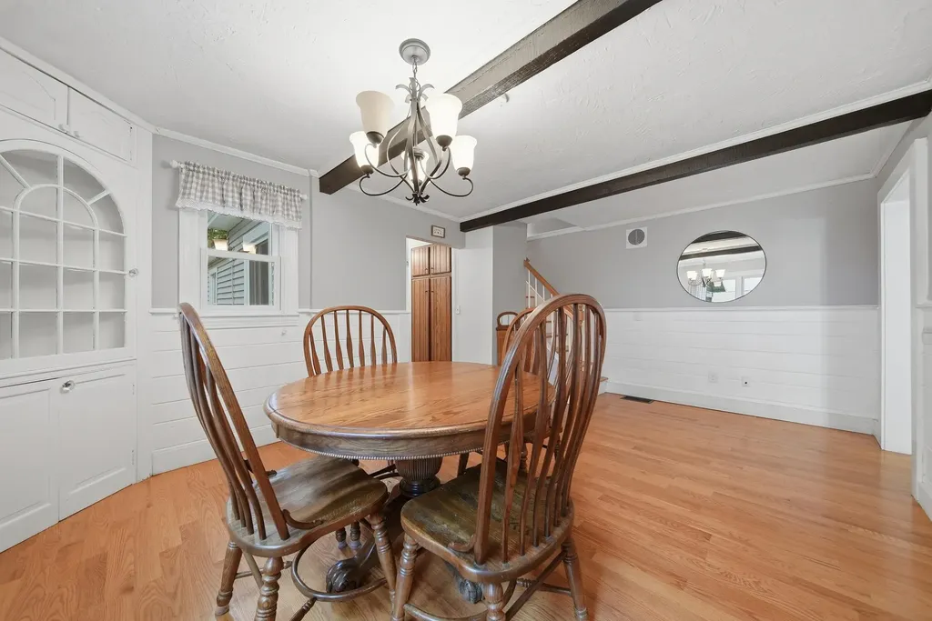 288 Island Pond Road Derry NH 03038