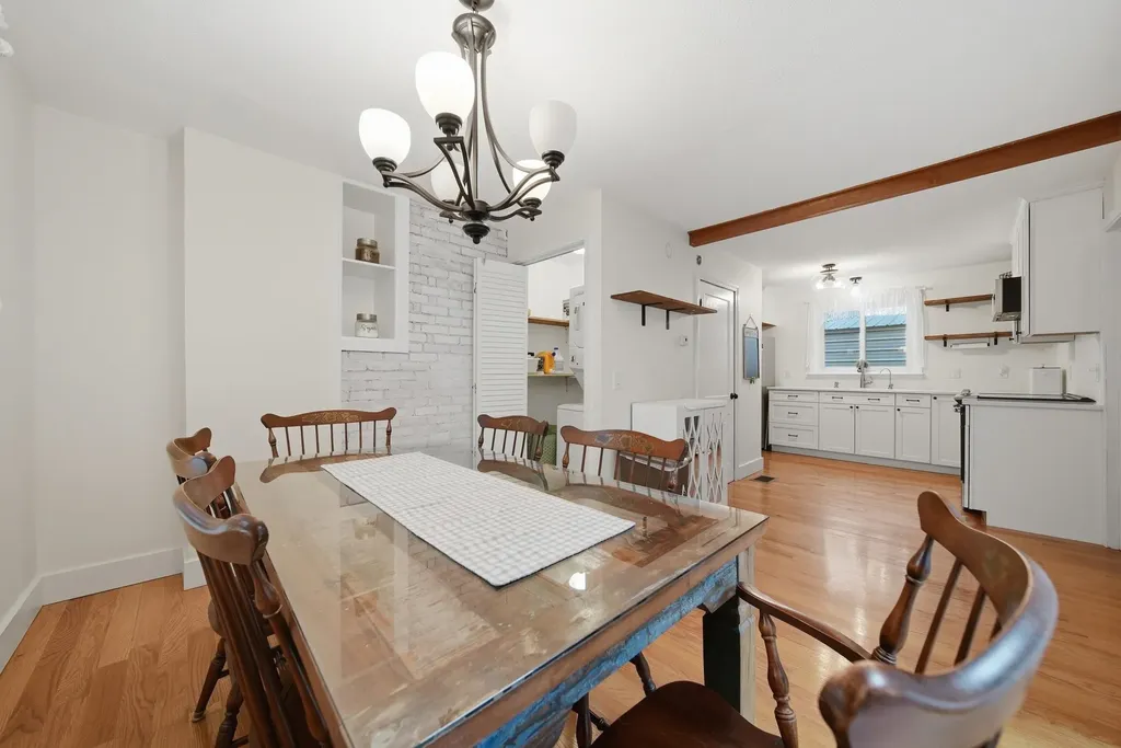 288 Island Pond Road Derry NH 03038