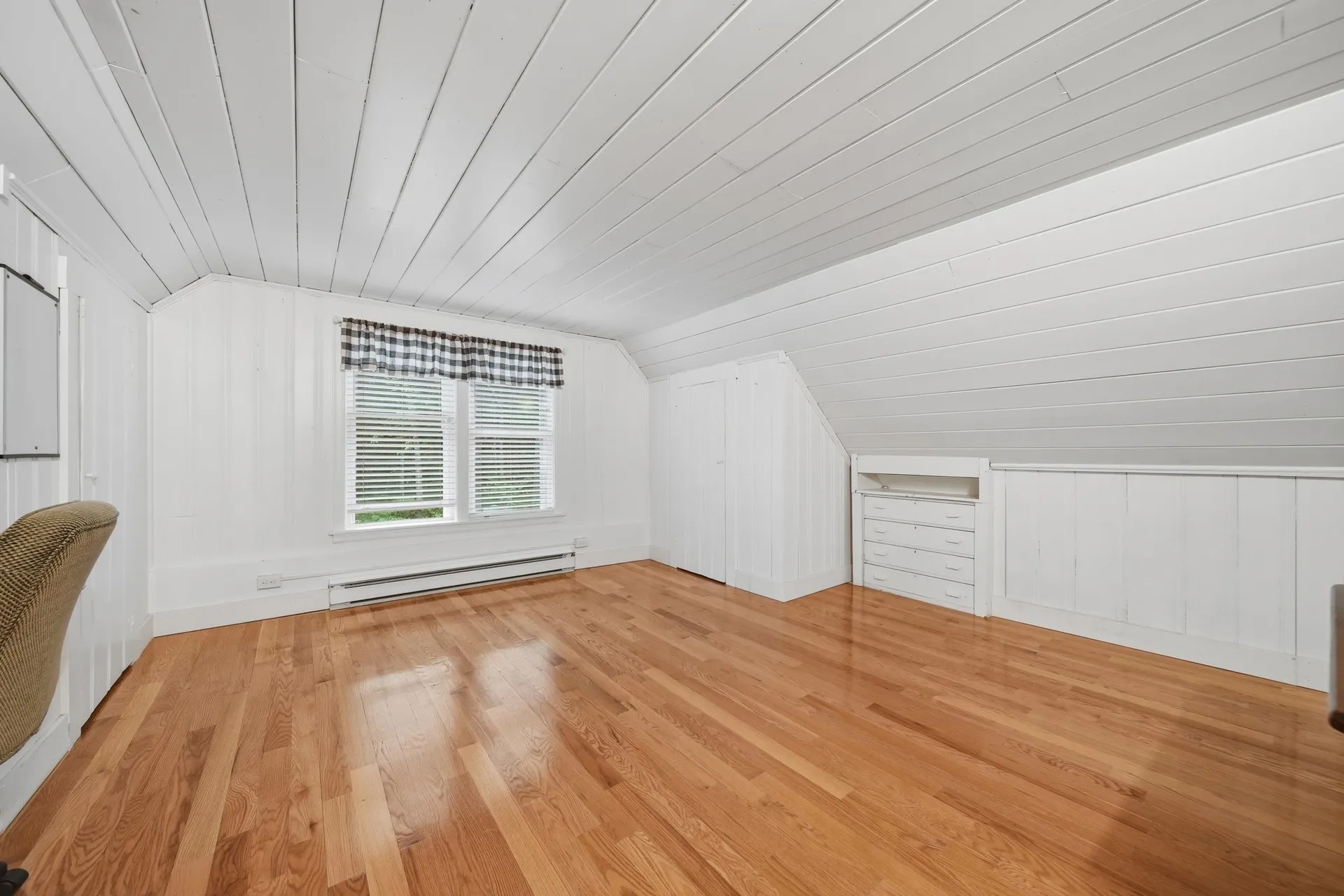 288 Island Pond Road Derry NH 03038