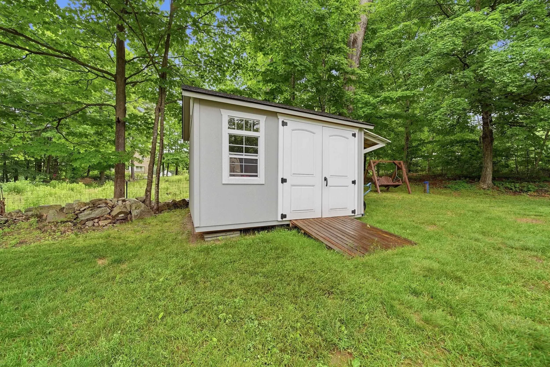 288 Island Pond Road Derry NH 03038