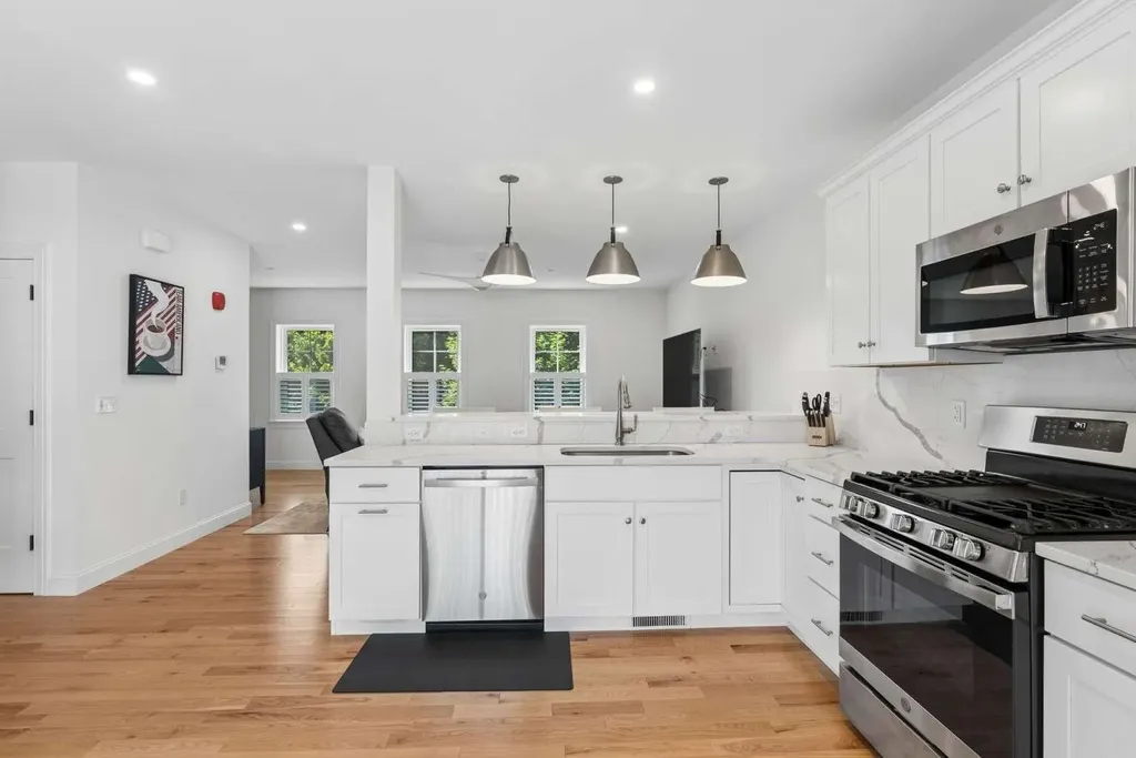 55 Ocean Road Portsmouth NH 03801