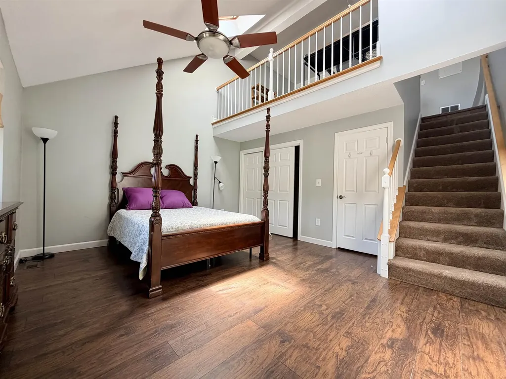 208 Bartemus Trail Nashua NH 03063