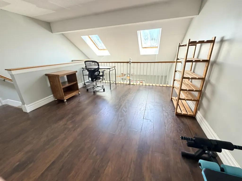 208 Bartemus Trail Nashua NH 03063