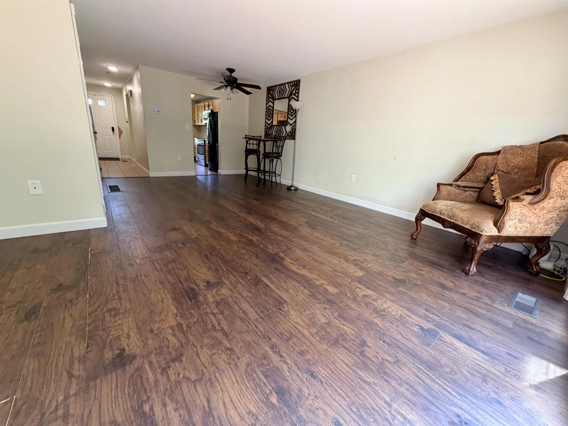 208 Bartemus Trail Nashua NH 03063