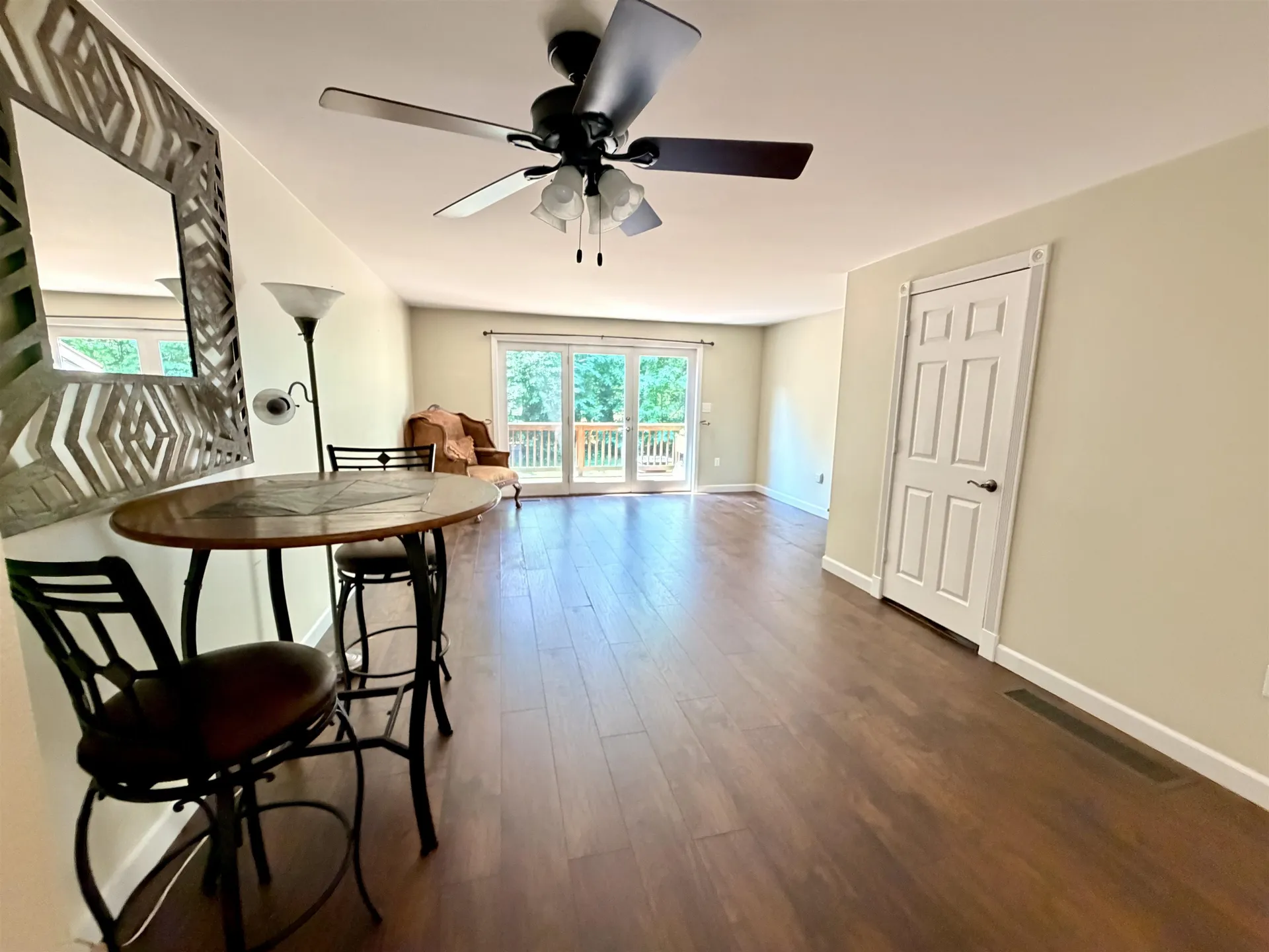 208 Bartemus Trail Nashua NH 03063