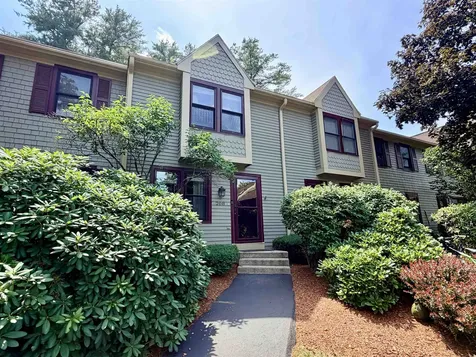 208 Bartemus Trail Nashua NH 03063