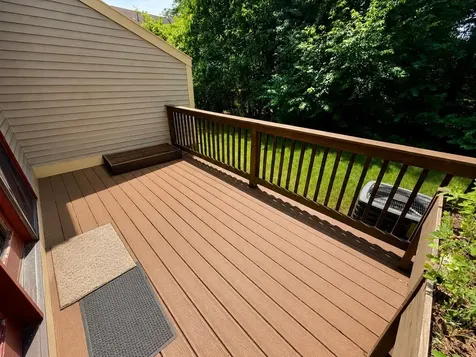 208 Bartemus Trail Nashua NH 03063