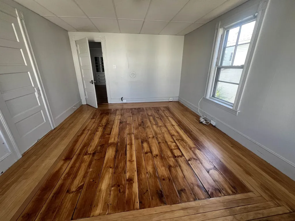 551 Montgomery Street Manchester NH 03102