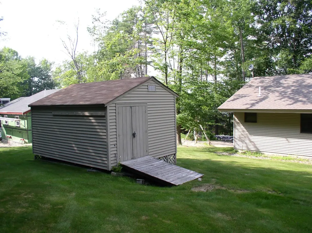 42 Leeward Shores Road Moultonborough NH 03254