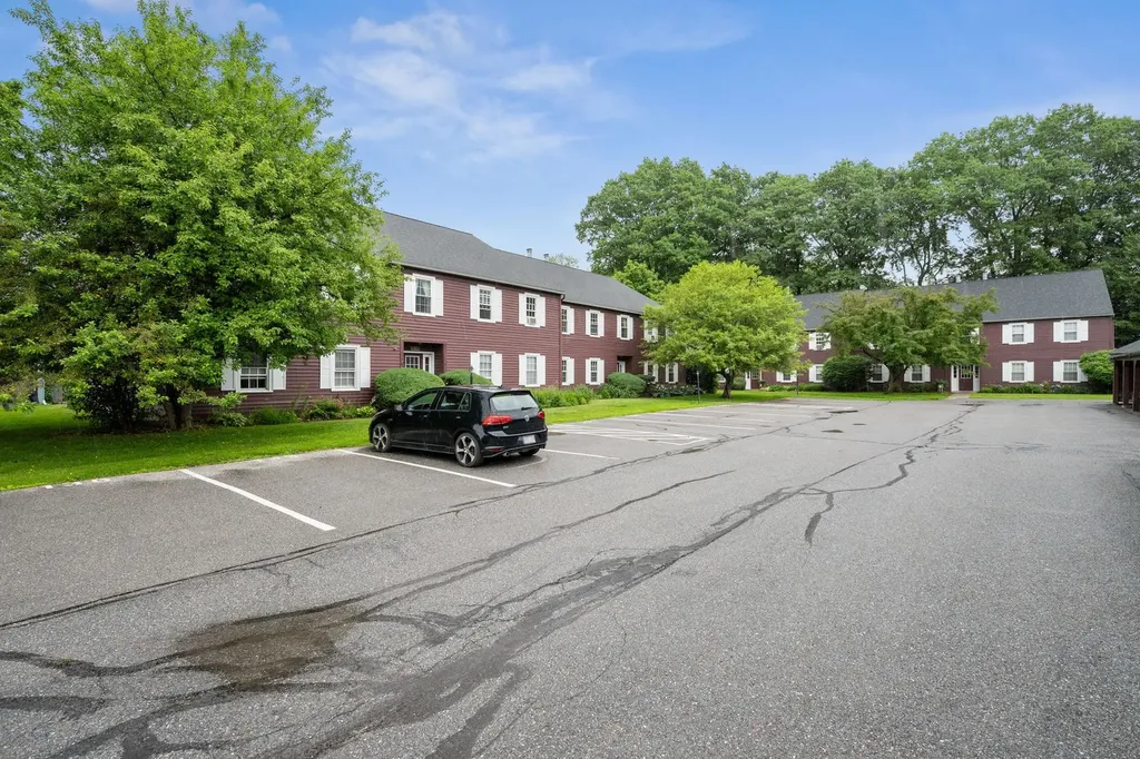 140 North Twin Oaks Terrace South Burlington VT 05403