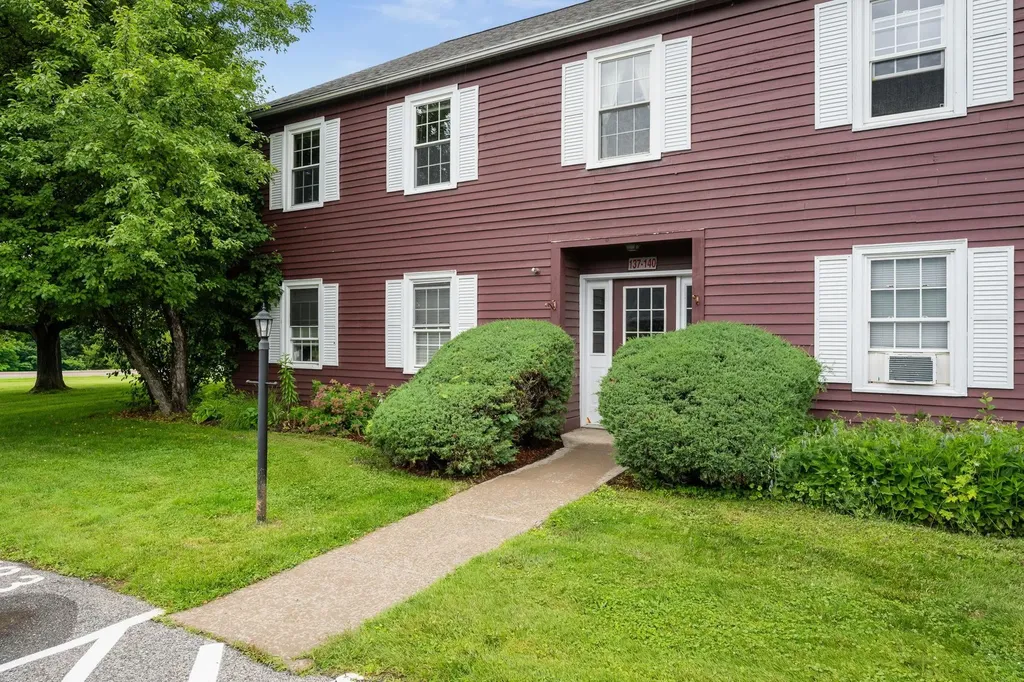 140 North Twin Oaks Terrace South Burlington VT 05403