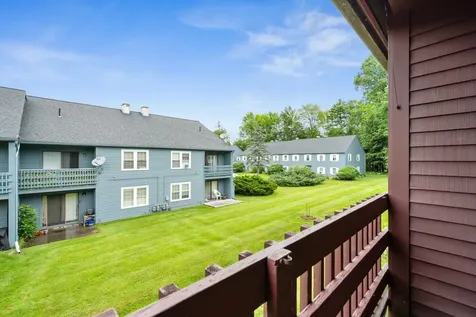 140 North Twin Oaks Terrace South Burlington VT 05403