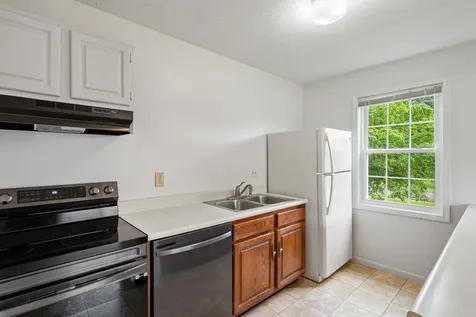 140 North Twin Oaks Terrace South Burlington VT 05403