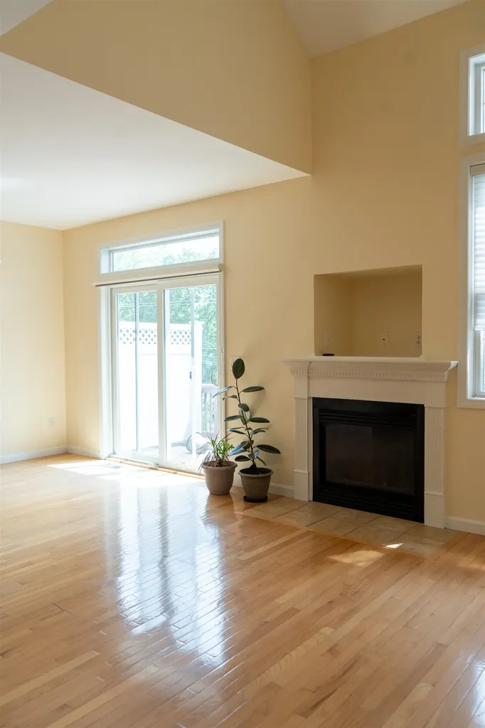 27 Reed Drive Bedford NH 03110