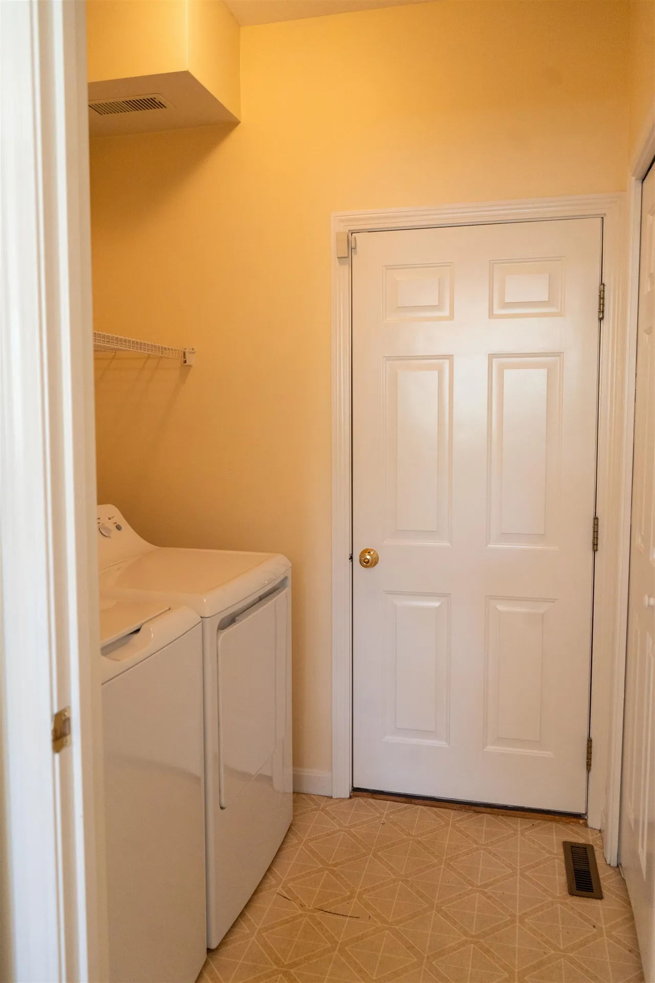27 Reed Drive Bedford NH 03110