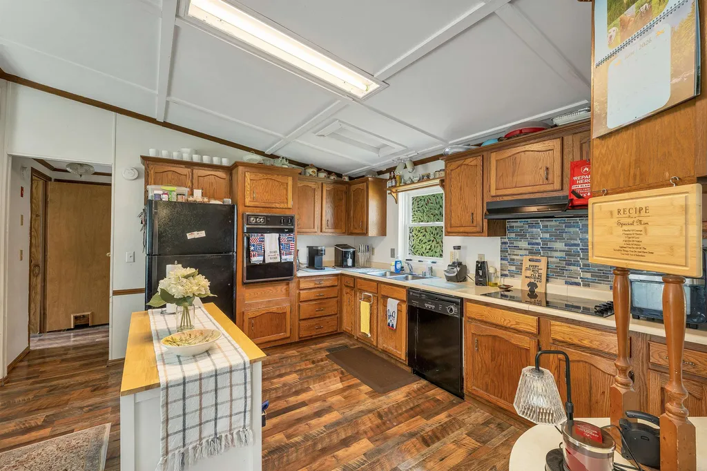 82 Gooseberry Circle Rochester NH 03867