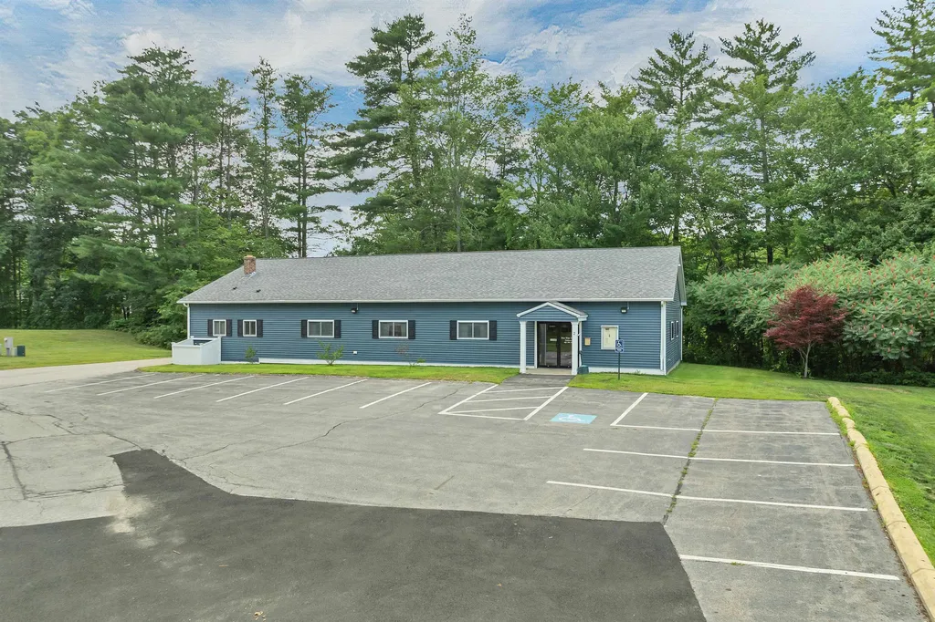 82 Gooseberry Circle Rochester NH 03867