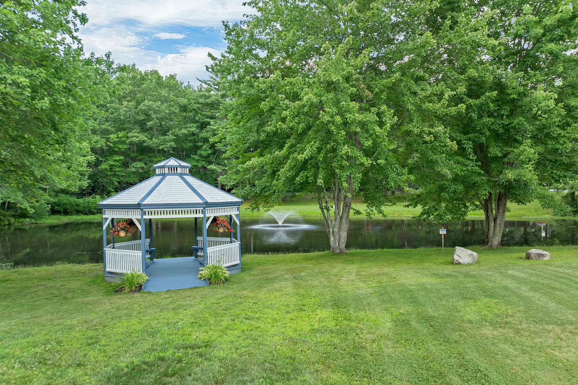 82 Gooseberry Circle Rochester NH 03867