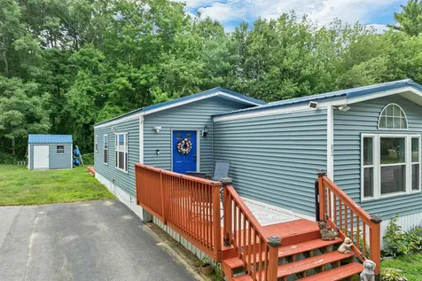 82 Gooseberry Circle Rochester NH 03867