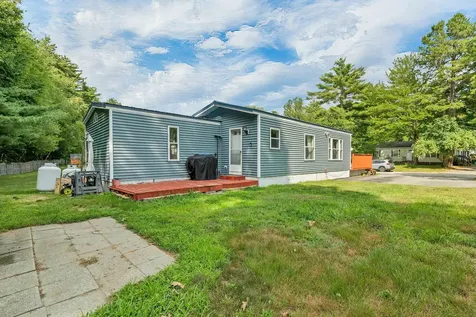 82 Gooseberry Circle Rochester NH 03867