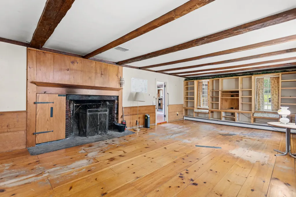 110 Westport Village Road Swanzey NH 03446
