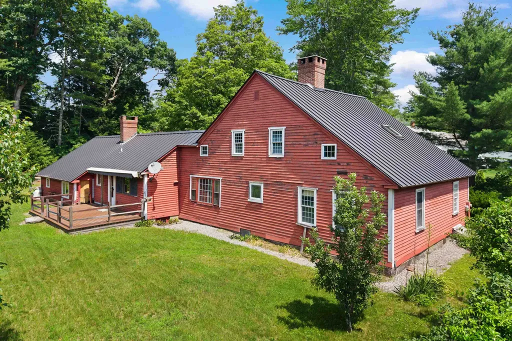 110 Westport Village Road Swanzey NH 03446