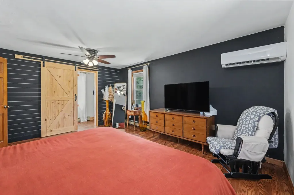 122 Fordway Extension Derry NH 03038