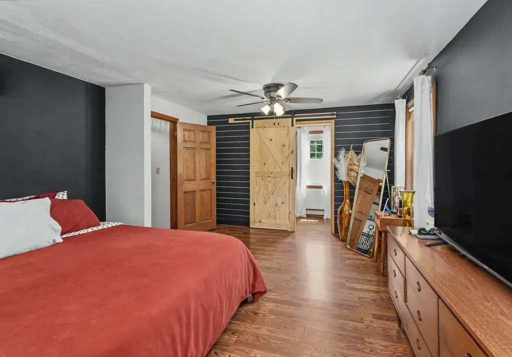 122 Fordway Extension Derry NH 03038