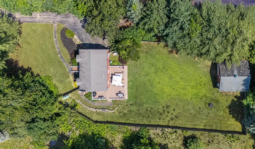 122 Fordway Extension Derry NH 03038