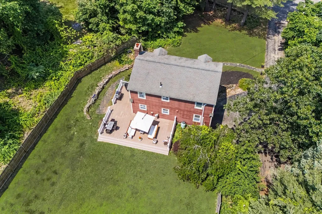 122 Fordway Extension Derry NH 03038
