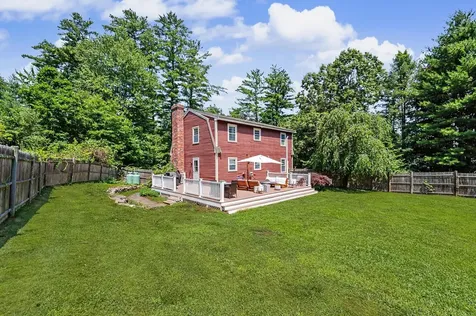 122 Fordway Extension Derry NH 03038