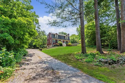 122 Fordway Extension Derry NH 03038