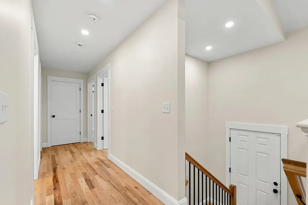 15 Bartlett Street Epping NH 03042