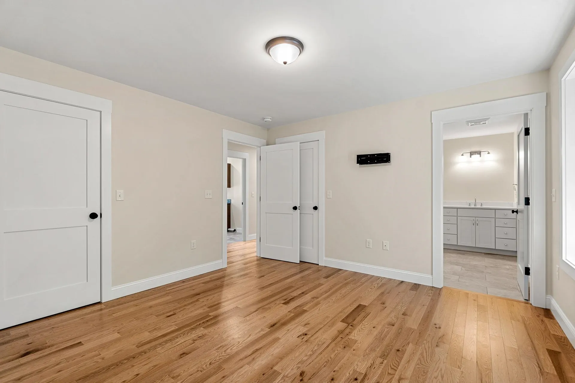15 Bartlett Street Epping NH 03042