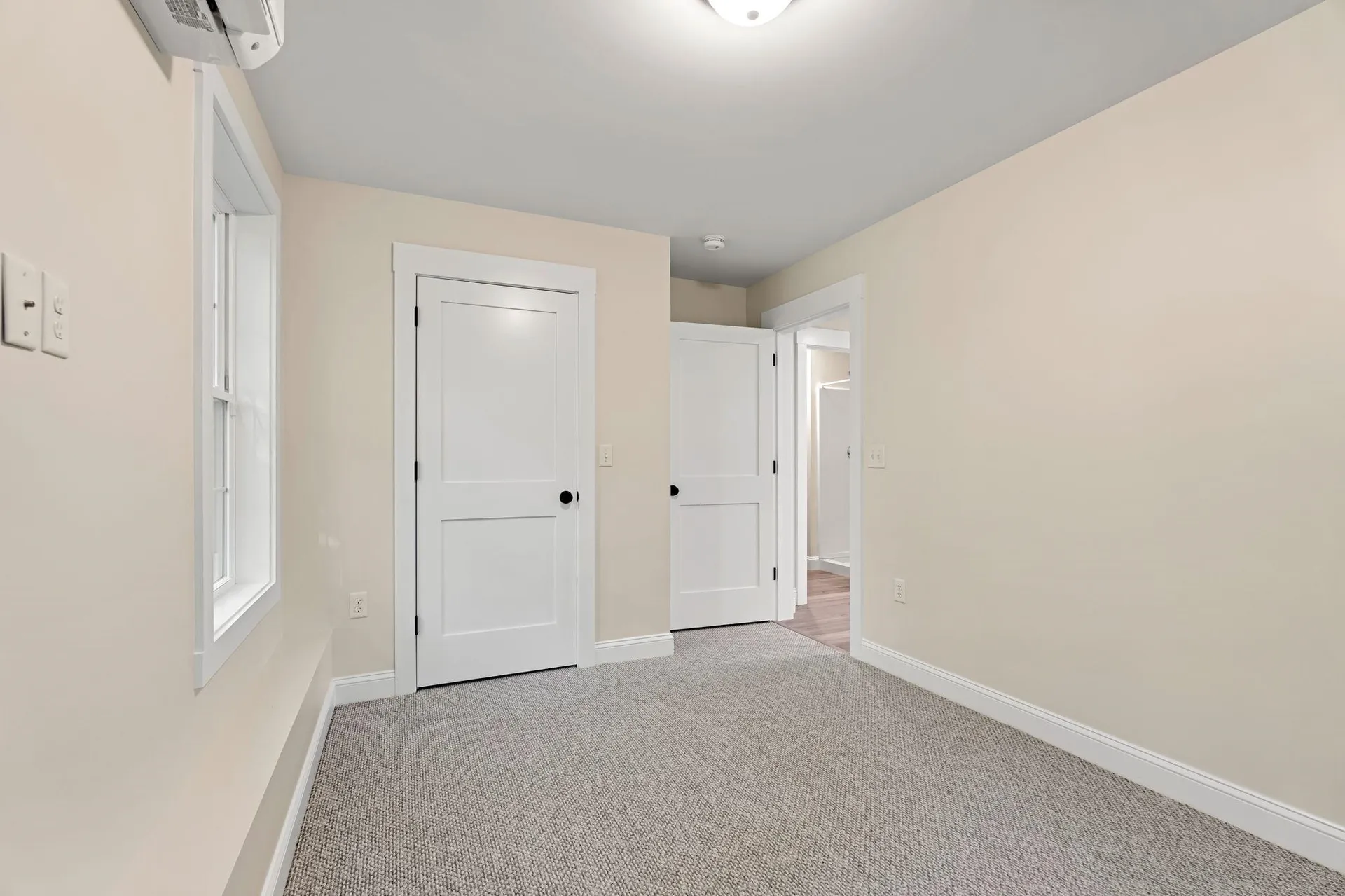 15 Bartlett Street Epping NH 03042