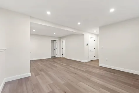 15 Bartlett Street Epping NH 03042
