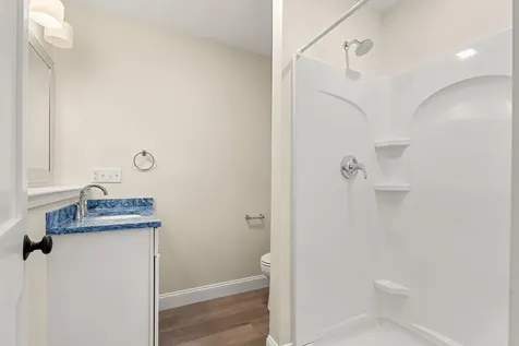 15 Bartlett Street Epping NH 03042