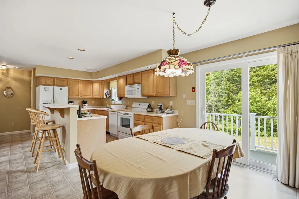 48 Adams Way Middleton NH 03887