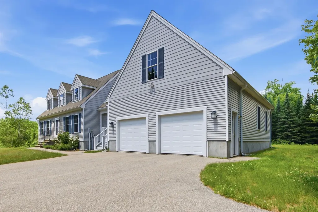 48 Adams Way Middleton NH 03887