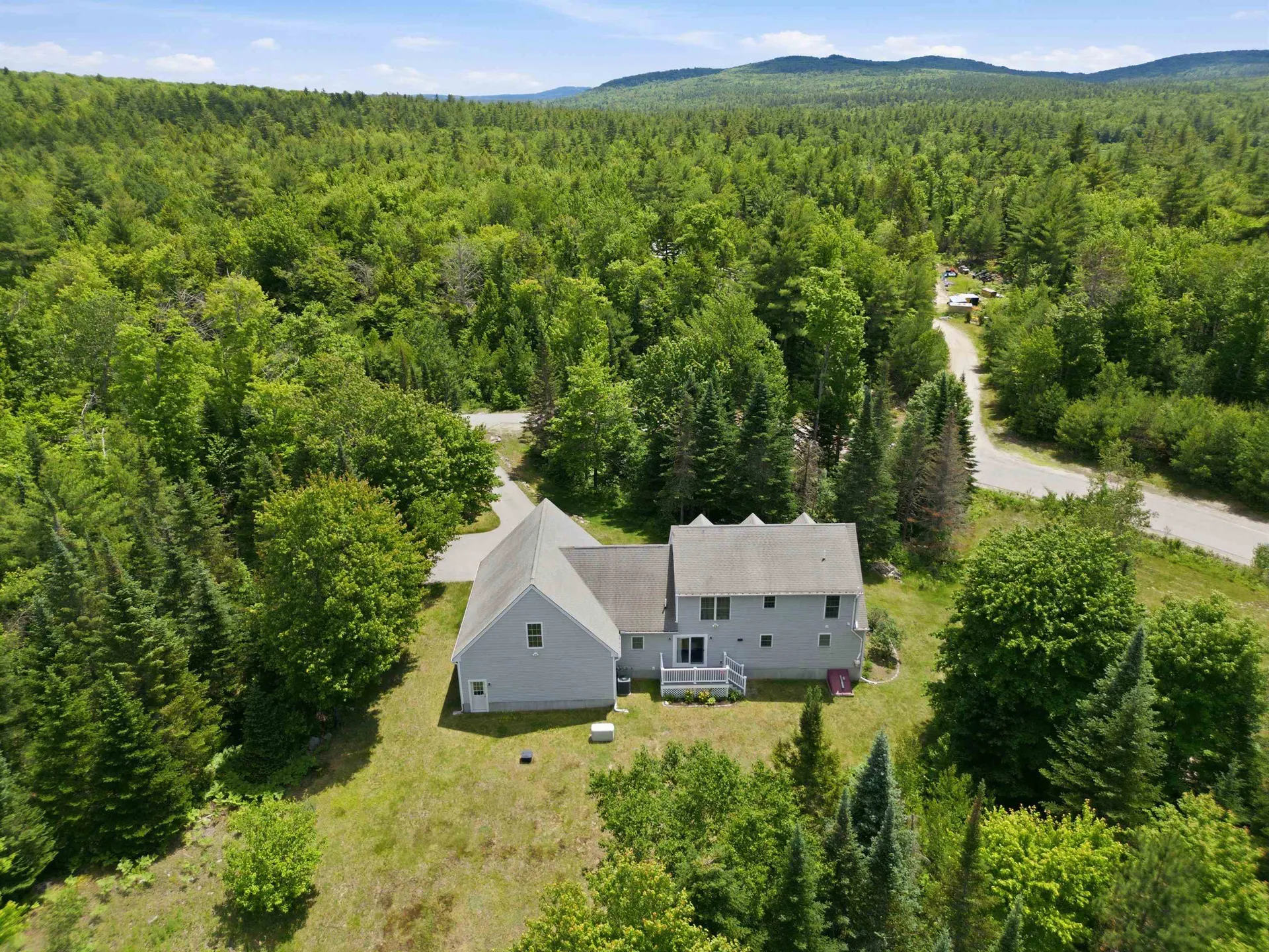 48 Adams Way Middleton NH 03887