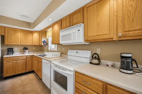 48 Adams Way Middleton NH 03887