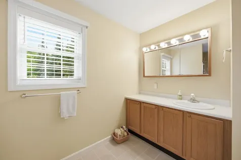 48 Adams Way Middleton NH 03887