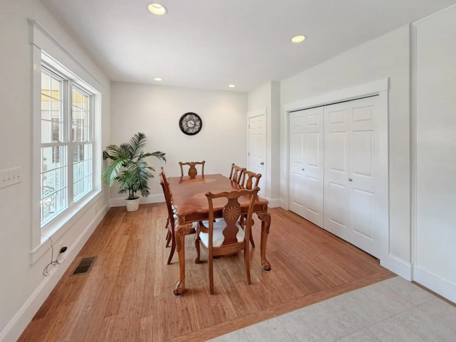 8 Dulcies Point Road Kingston NH 03848