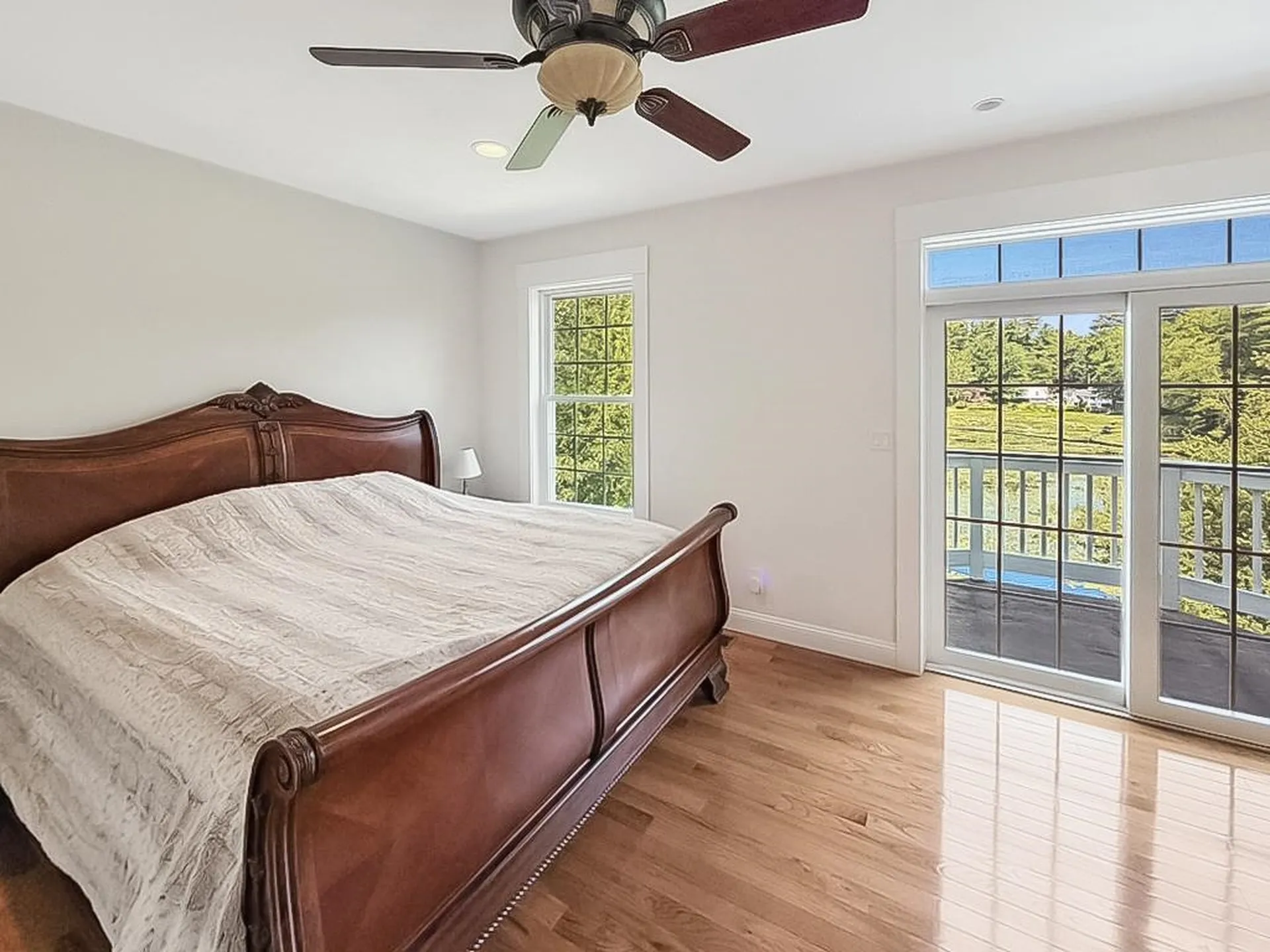 8 Dulcies Point Road Kingston NH 03848