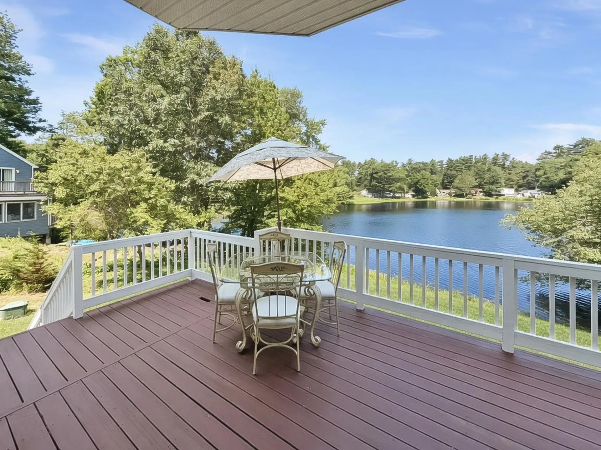 8 Dulcies Point Road Kingston NH 03848