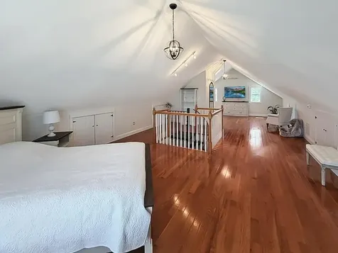 8 Dulcies Point Road Kingston NH 03848