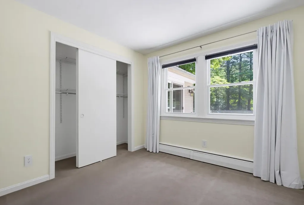 58 Cottage Road Kensington NH 03833