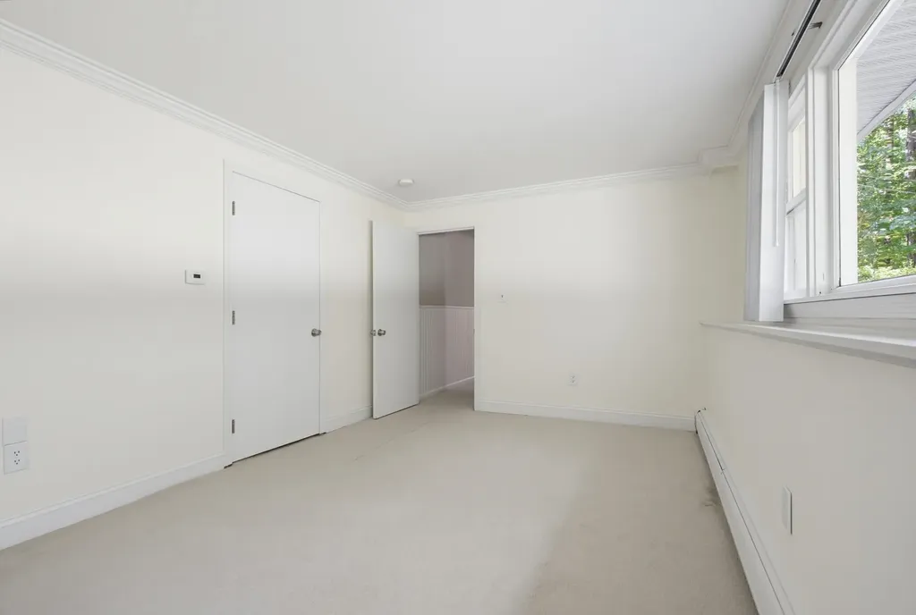 58 Cottage Road Kensington NH 03833